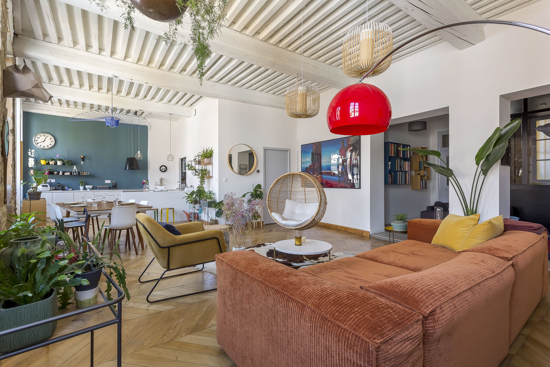 Blandan-petit balcon-place des terreaux-Appartement meublé haut de gamme